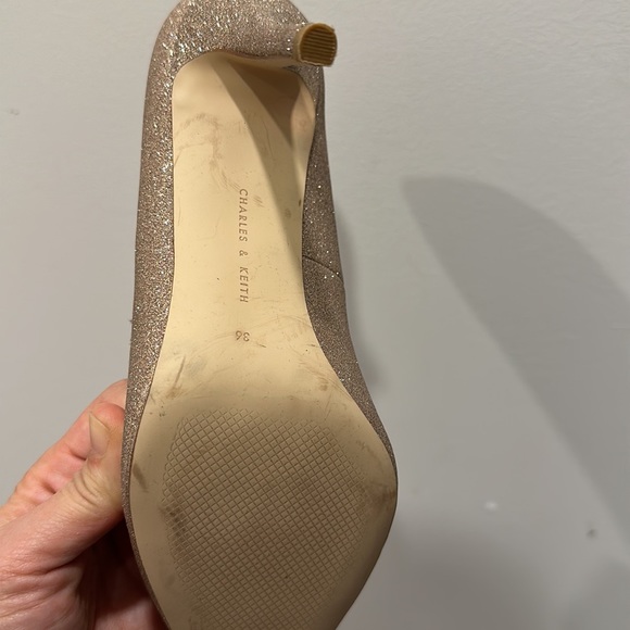 Beautiful Charles & Keith Pumps, champagne gold, sparkly pumps. - Picture 3 of 3